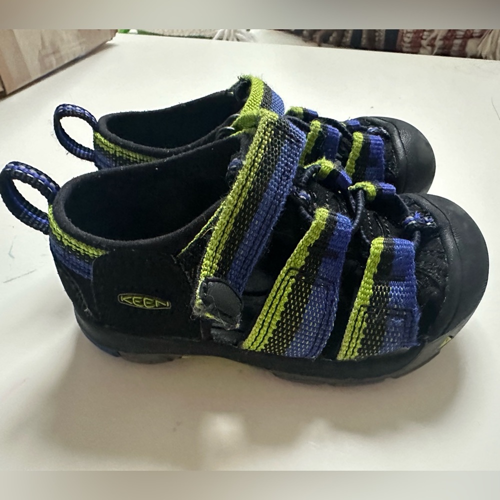 Keen Toddler Blue, Green & Black Shoes, Size Toddler 6